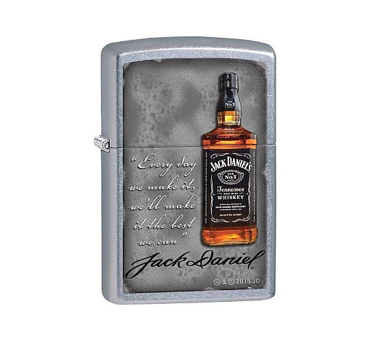 Jack Daniel's Zippo Every Day met street chrome afwerking en flesafbeelding