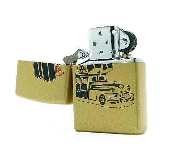 Zippo car geel goud aansteker