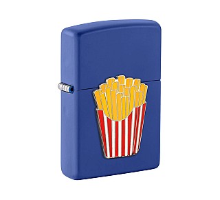 Zippo Foodie Fries aansteker in mat koningsblauw met rood-wit gestreept frietdoos embleem en gouden frietjes