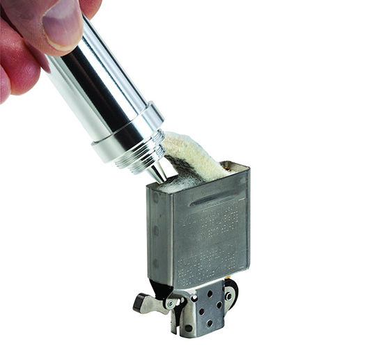Zippo fuel canister hand