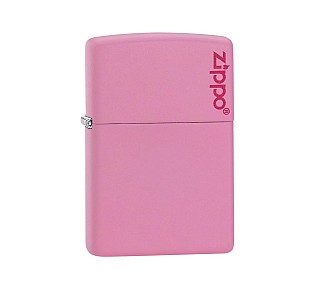 Zippo roze matte aansteker met donkerroze Zippo logo rechtsboven, regular formaat