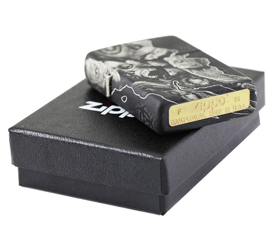 Zippo softouch Zombie met unique process