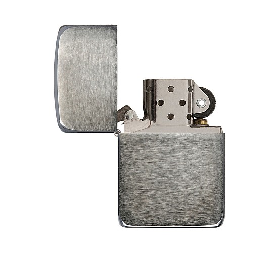 Zippo replica met black ice afwerking uit 1941 collectie