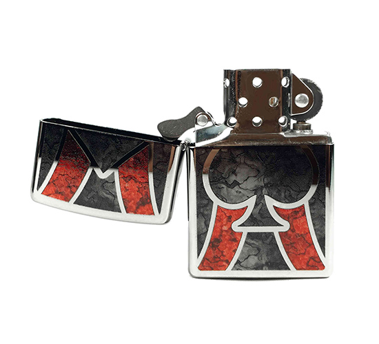 Zippo met schoppen design met fusion techniek